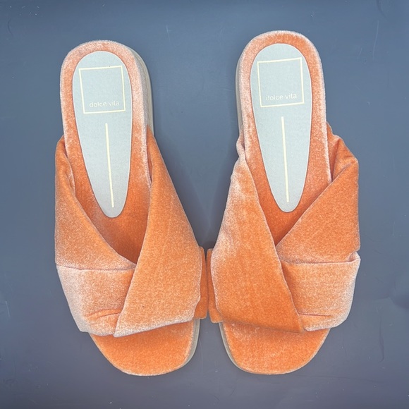 DOLCE VITA TANGERINE SLIDES SIZE 6 🍊 - Picture 2 of 6